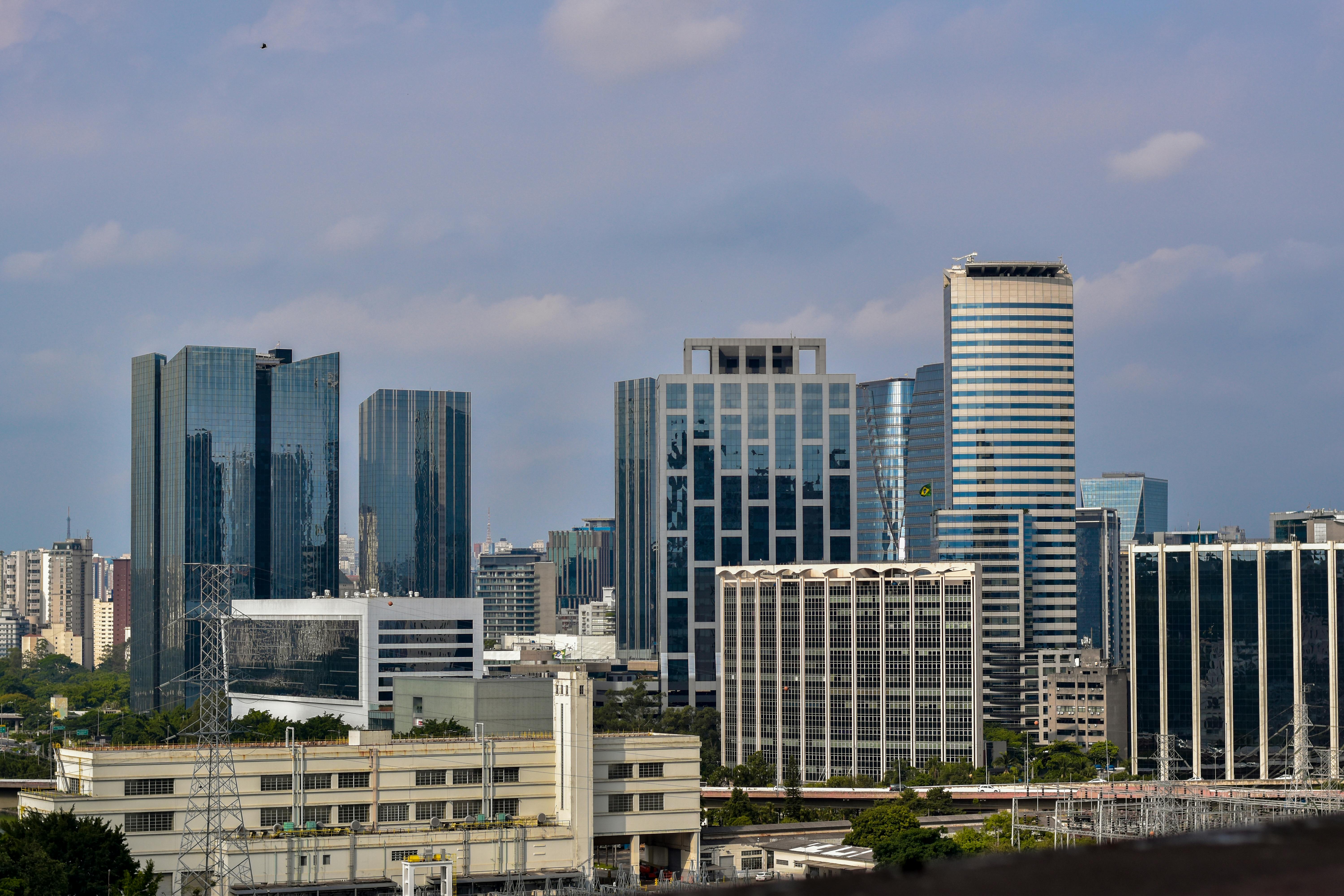 São Paulo city skyline under a clear sky